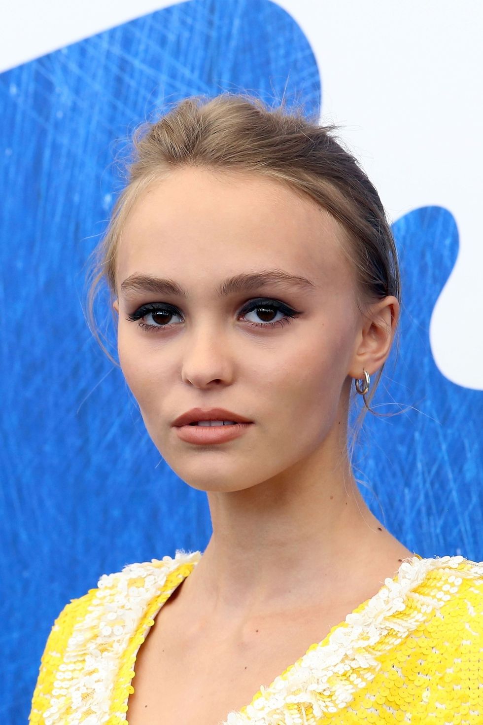 <p>L'eyeliner sixties di <a href="http://www.elle.com/it/bellezza/profumi/news/a935/lily-rose-chanel-testimonial-profumo/">Lily-Rose Depp</a> (make up Chanel).</p>