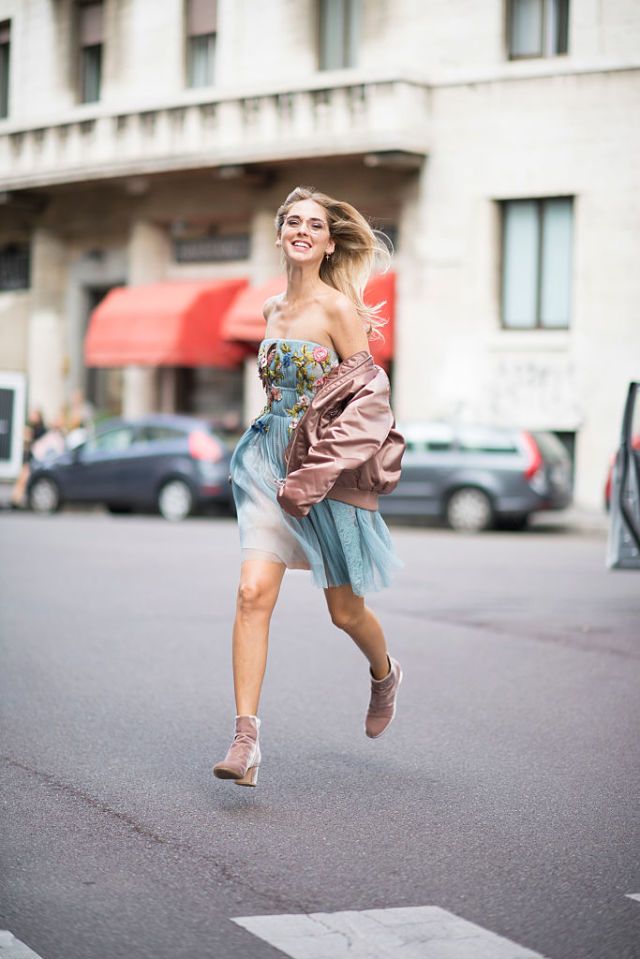 chiara ferragni: i look dello street style alla milano fashion week 2016