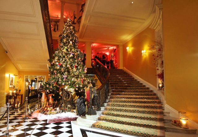 Albero di Natale 2014 dell'hotel Claridge's di Londra firmato Dolce & Gabbana