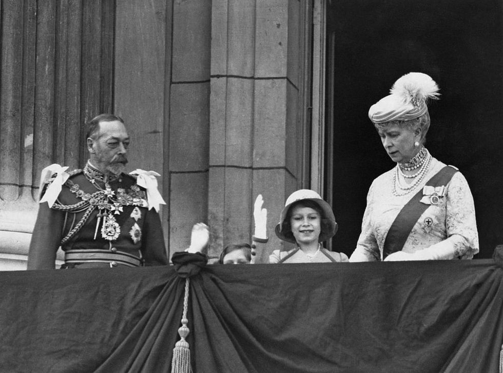<p>Princesses Elizabeth and Margaret wave from the balcony with King George V and Queen Mary. Also this year, Prince Henry (son of George V and Queen Mary) marries Lady Alice Montagu Douglas Scott, and King George V's sister, Princess Victoria, dies.</p>
