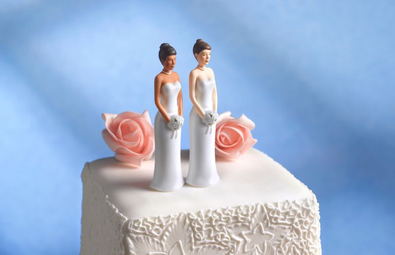 unioni-civili-nozze-gay-torta-nuziale-due-spose