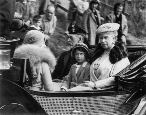 <p>Princess Elizabeth accompanies King George V and Queen Mary to a church service at Crathie, near Balmoral.&nbsp;<span class="redactor-invisible-space" data-verified="redactor" data-redactor-tag="span" data-redactor-class="redactor-invisible-space"></span></p>