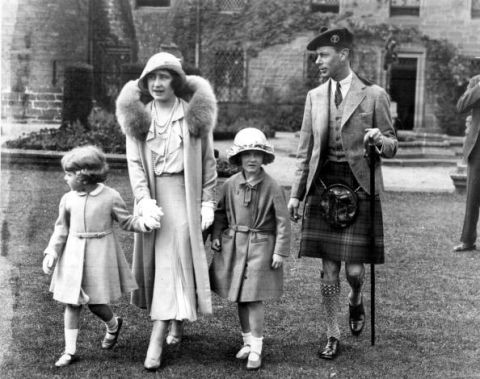 <p>The Duke and Duchess of York accompany Princesses Elizabeth and niece Diana, at Glamis Castle in Angus, Scotland, for the Golden Wedding celebrations of the Earl and Countess of Strathmore, the Duchess's parents.<span class="redactor-invisible-space" data-verified="redactor" data-redactor-tag="span" data-redactor-class="redactor-invisible-space"></span></p>