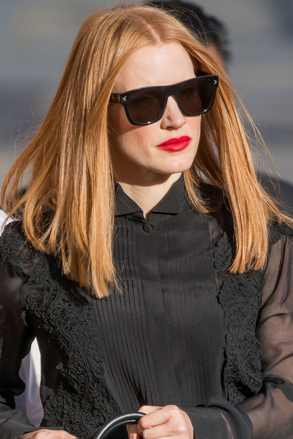 <p>Jessica Chastain's blunt cut is mostly straight except at the ends, where it's flicked inward <em data-redactor-tag="em" data-verified="redactor">just</em> a bit. It makes her cut seem just a little more styled.</p>