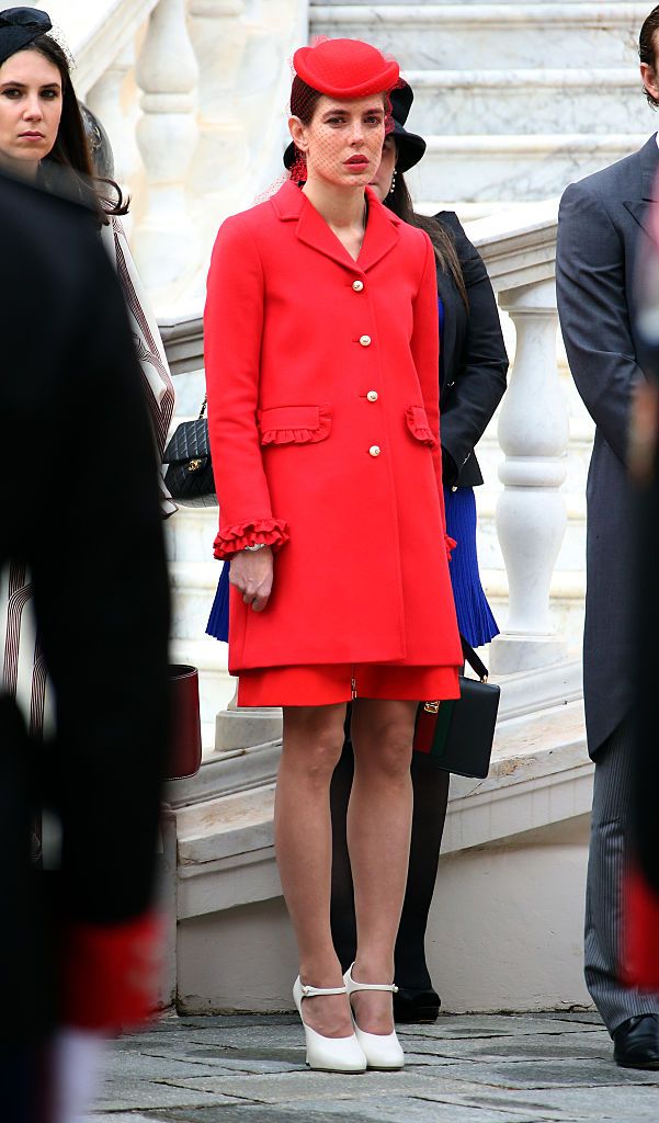 charlotte casiraghi look rosso