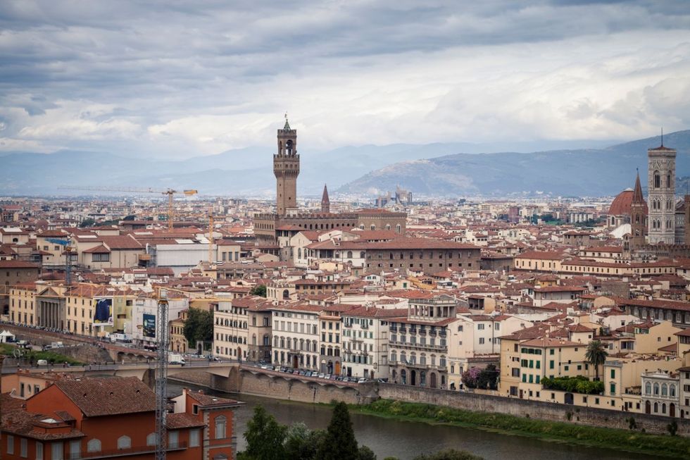 Dove andare in vacanza in Italia in autunno: Piazzale Michelangelo a Firenze.