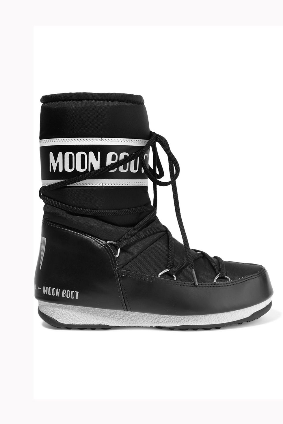 <p>C'è una ragione per cui gli scarponi di&nbsp;Moon Boots ottengono da sempre successo&nbsp;sulle piste:&nbsp;sono caratterizzati da un rivestimento che può mantenere i piedi caldi fino a -31 ° C.</p>