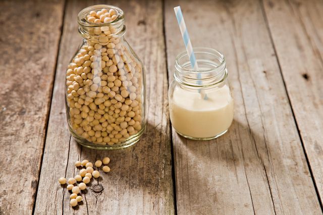 Il latte di soia fa male? Benefici e controindicazioni