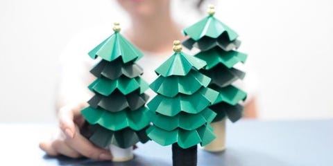 Alberi Di Natale Di Carta.Come Fare L Albero Di Natale Di Carta