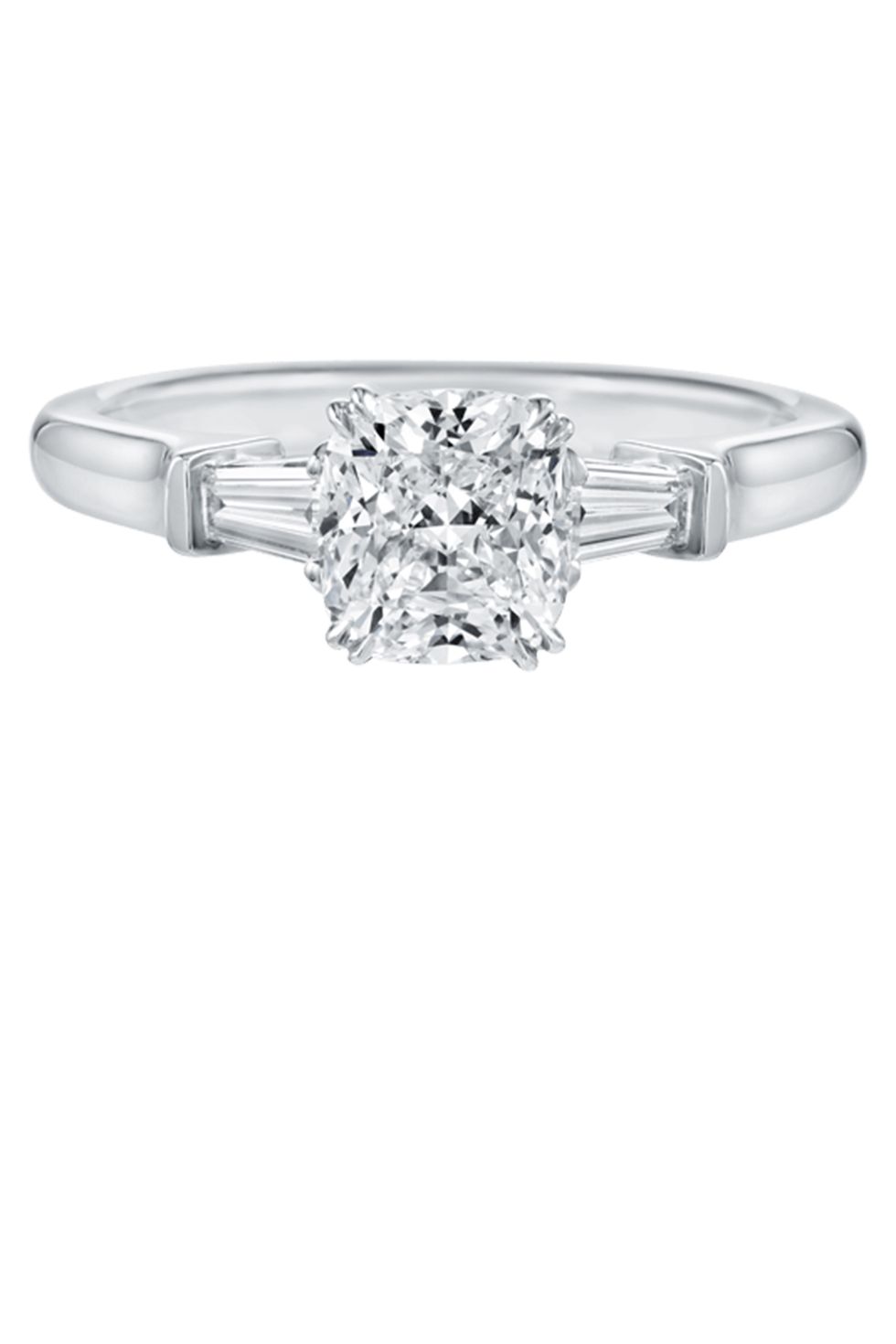 <p>Anello con diamante in platino, <strong data-redactor-tag="strong" data-verified="redactor">Harry Winston</strong>,&nbsp;<em data-redactor-tag="em" data-verified="redactor">harrywinston.com</em>.&nbsp;<span class="redactor-invisible-space" data-verified="redactor" data-redactor-tag="span" data-redactor-class="redactor-invisible-space"></span></p>