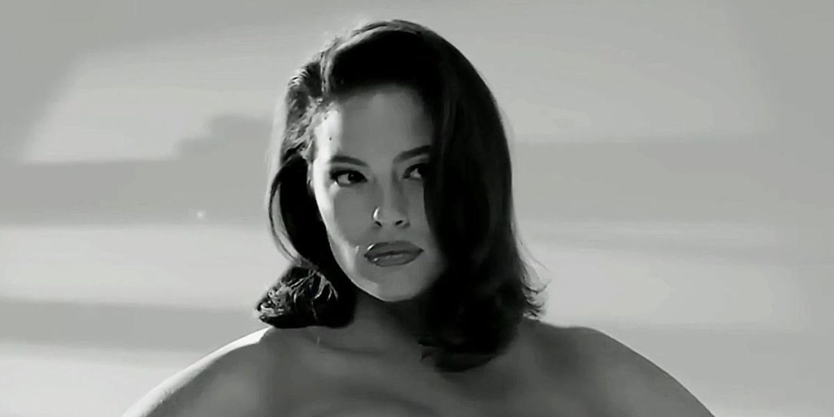 Ashley Graham Sexy Jessica Rabbit Per Il Calendario Di Love 0516