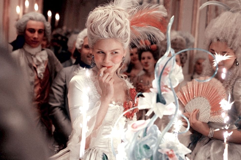 <p><span class="redactor-invisible-space"></span>The powdered wigs piled high and adorned with feathers in <em data-redactor-tag="em" data-verified="redactor">Marie Antoinette are</em>&nbsp;even more magical when you realize they were exact replicas of real ones the Queen wore.&nbsp;</p>