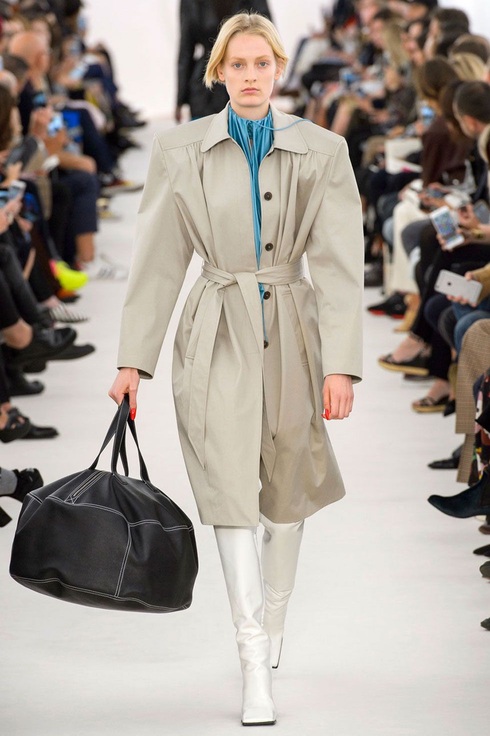 <p>Balenciaga is the home-base of many emerging trends—and the white boot effect is only going to gain momentum in the new year.</p>