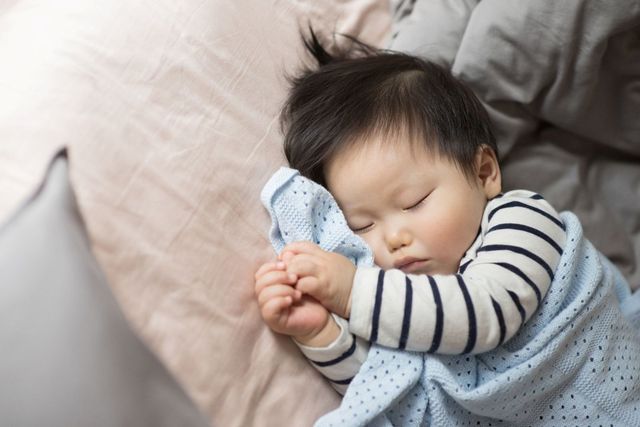 Fate la nanna, come funziona il metodo Estivill per far dormire i bebè