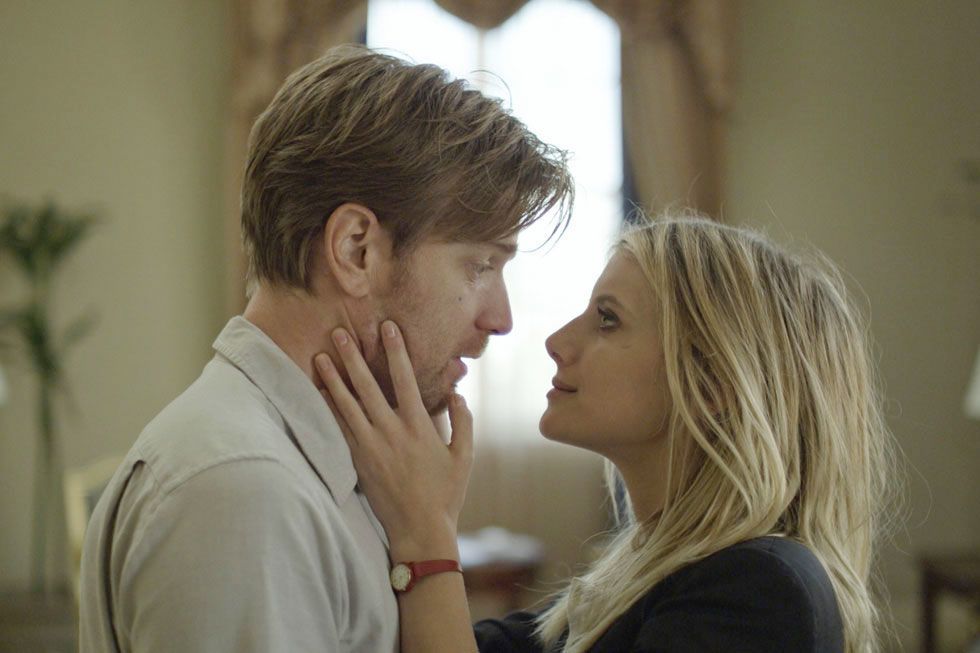 <p>Based on director Mike Mills's relationship with his own father, <em data-redactor-tag="em" data-verified="redactor">Beginners</em> unfurls through a trio of tender relationships: Oliver (Ewan McGregor) and his recent cuddle buddy, Anna (Mélanie Laurent); Oliver and his recently deceased father, Hal (Christopher Plummer); and Hal and his lover, Andy (Goran Visnjic). Bonus: There's a talking dog (the terrier's real name is Cosmo, ICYMI).</p>