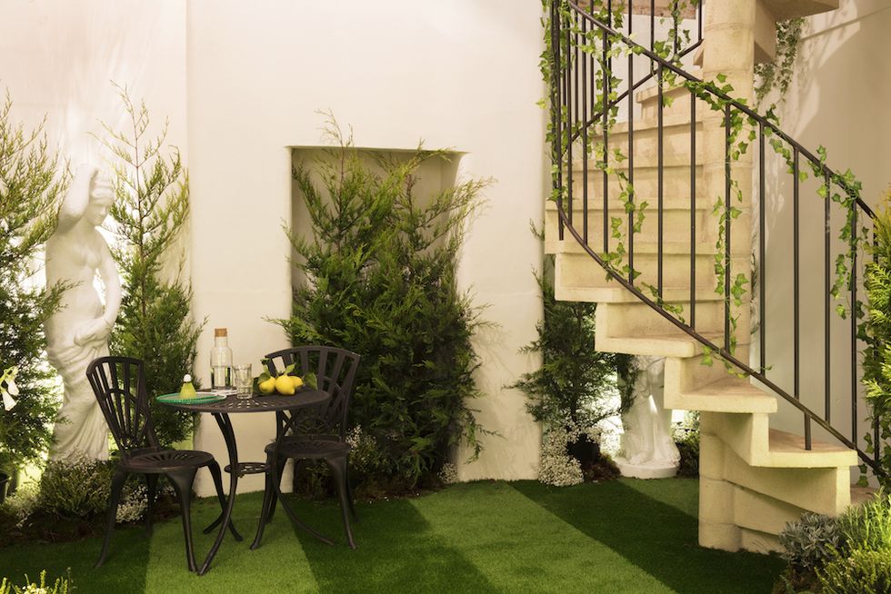 londra airbnb greenery pantone casa