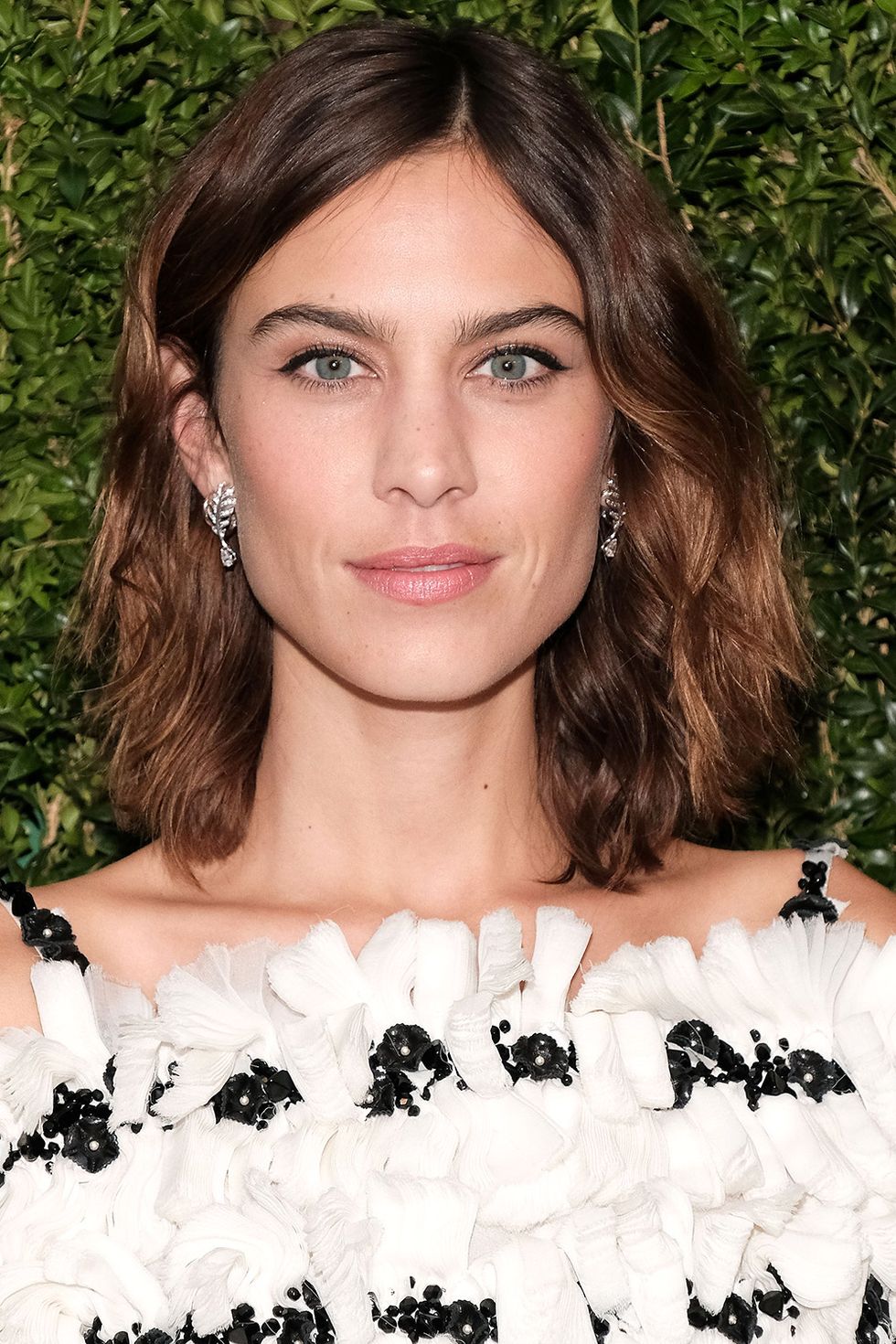 <p>When you want to break up a natural brunette shade, follow Alexa Chung's lead with golden lowlights. &nbsp;<span class="redactor-invisible-space" data-verified="redactor" data-redactor-tag="span" data-redactor-class="redactor-invisible-space"></span></p>