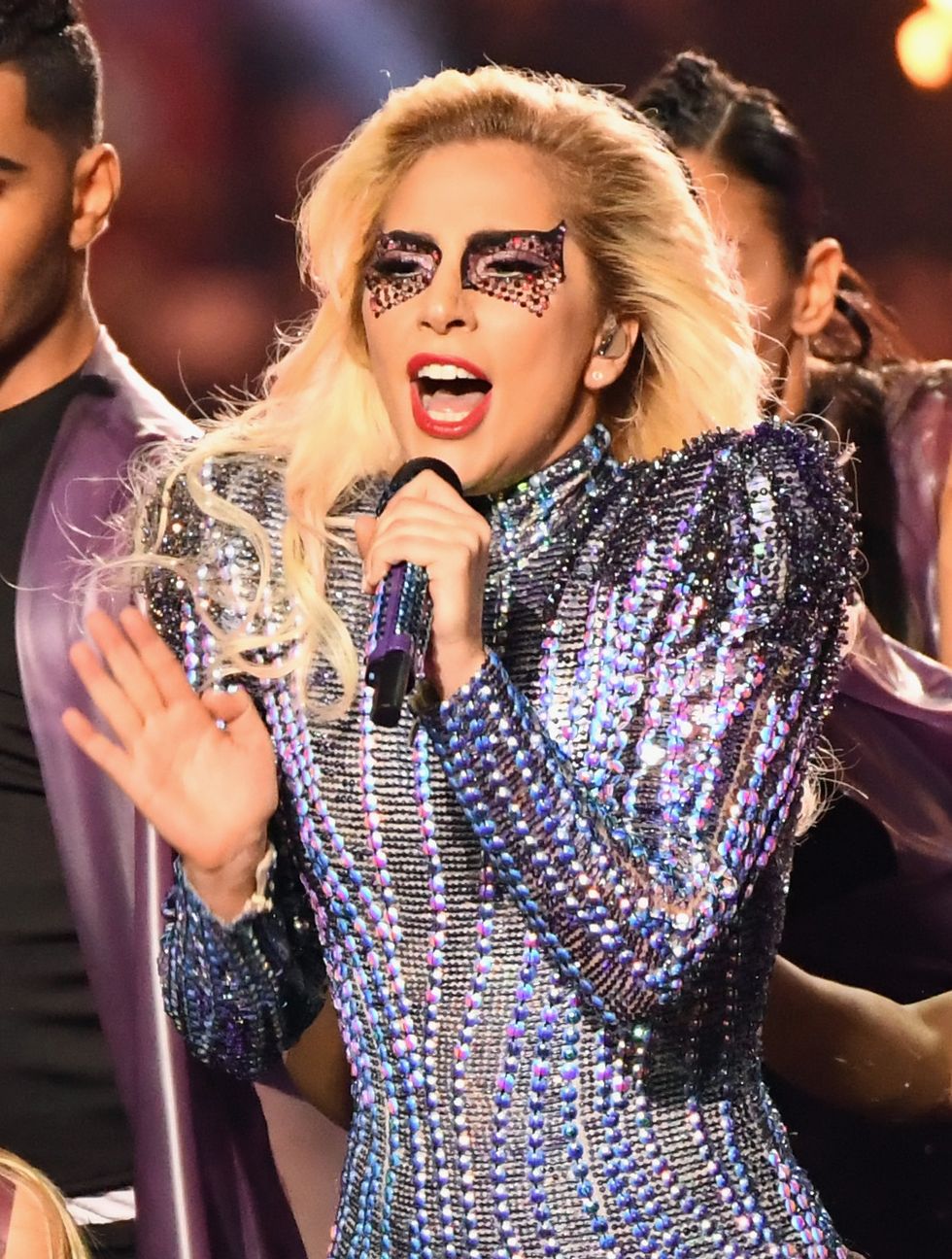 Lady Gaga beauty look al Super Bowl 2017.