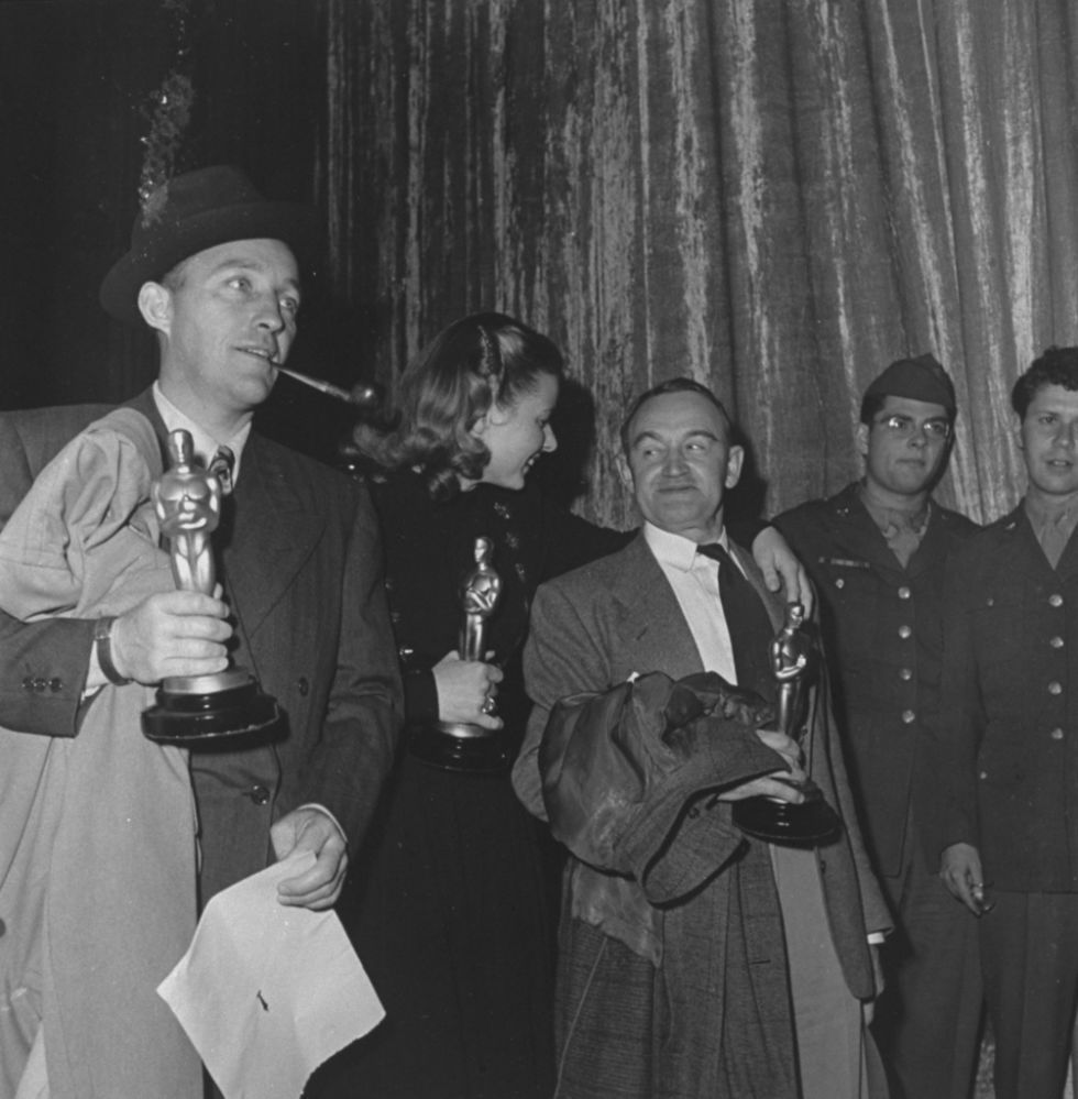 <p>Winners Bing Crosby, Ingrid Bergman, and Barry Fitzgerald pose with their Oscars back stage<span class="redactor-invisible-space" data-verified="redactor" data-redactor-tag="span" data-redactor-class="redactor-invisible-space">.</span></p>