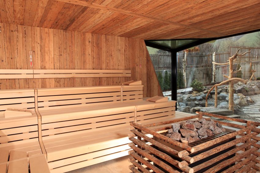 sauna-Active-Family-Spa-Resort- Strobhlof-Val-Passiria