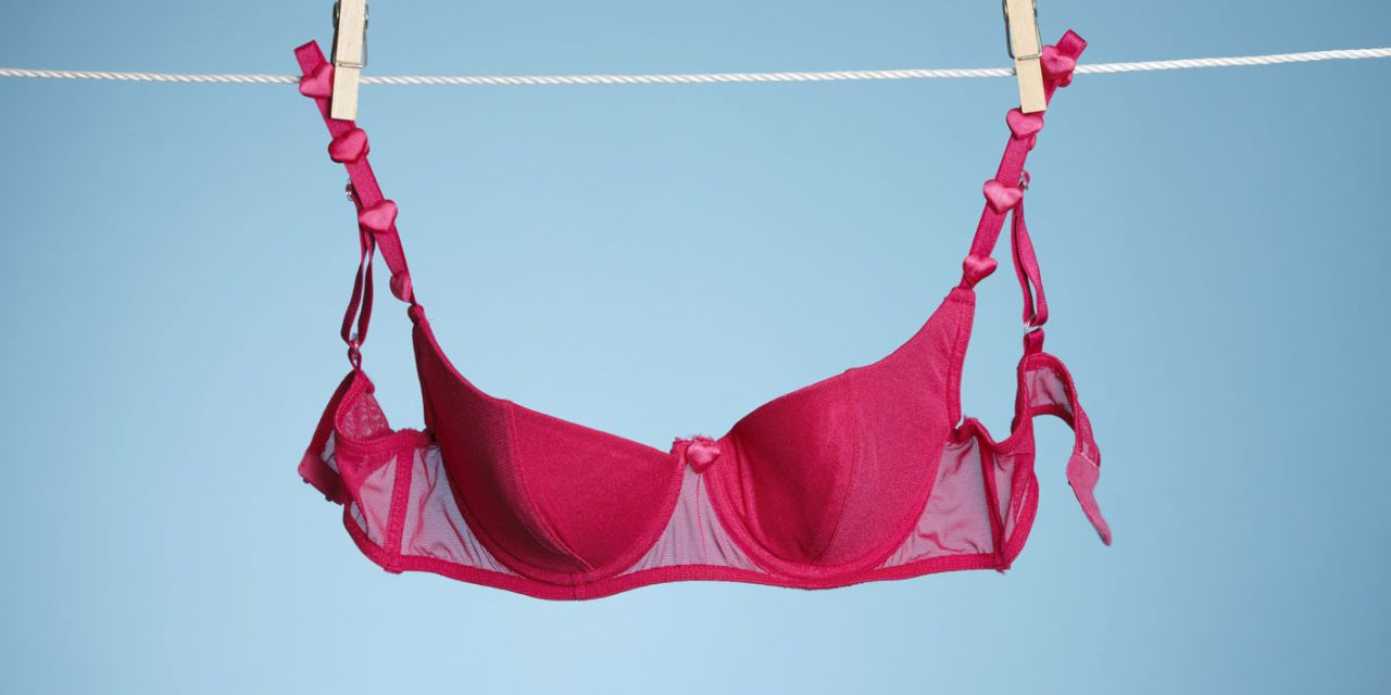 Donne senza mutande e on sale reggiseno