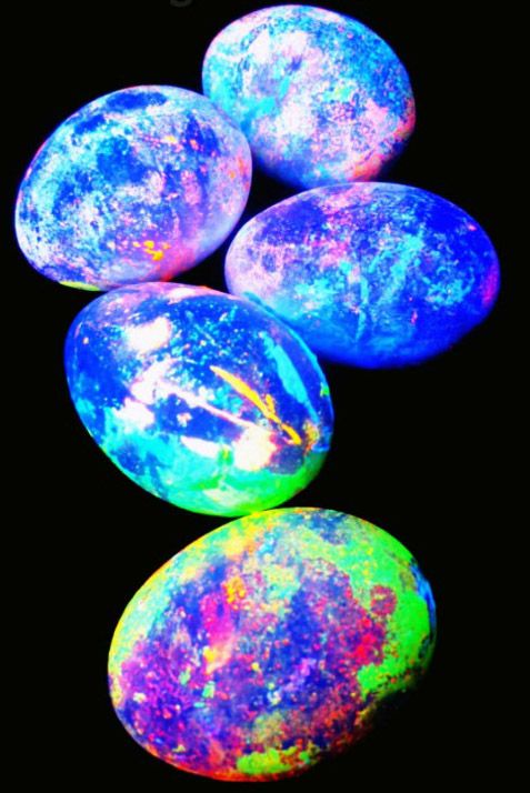 Blue, Colorfulness, Electric blue, Majorelle blue, Natural material, Circle, Sphere, Easter, Collection, 