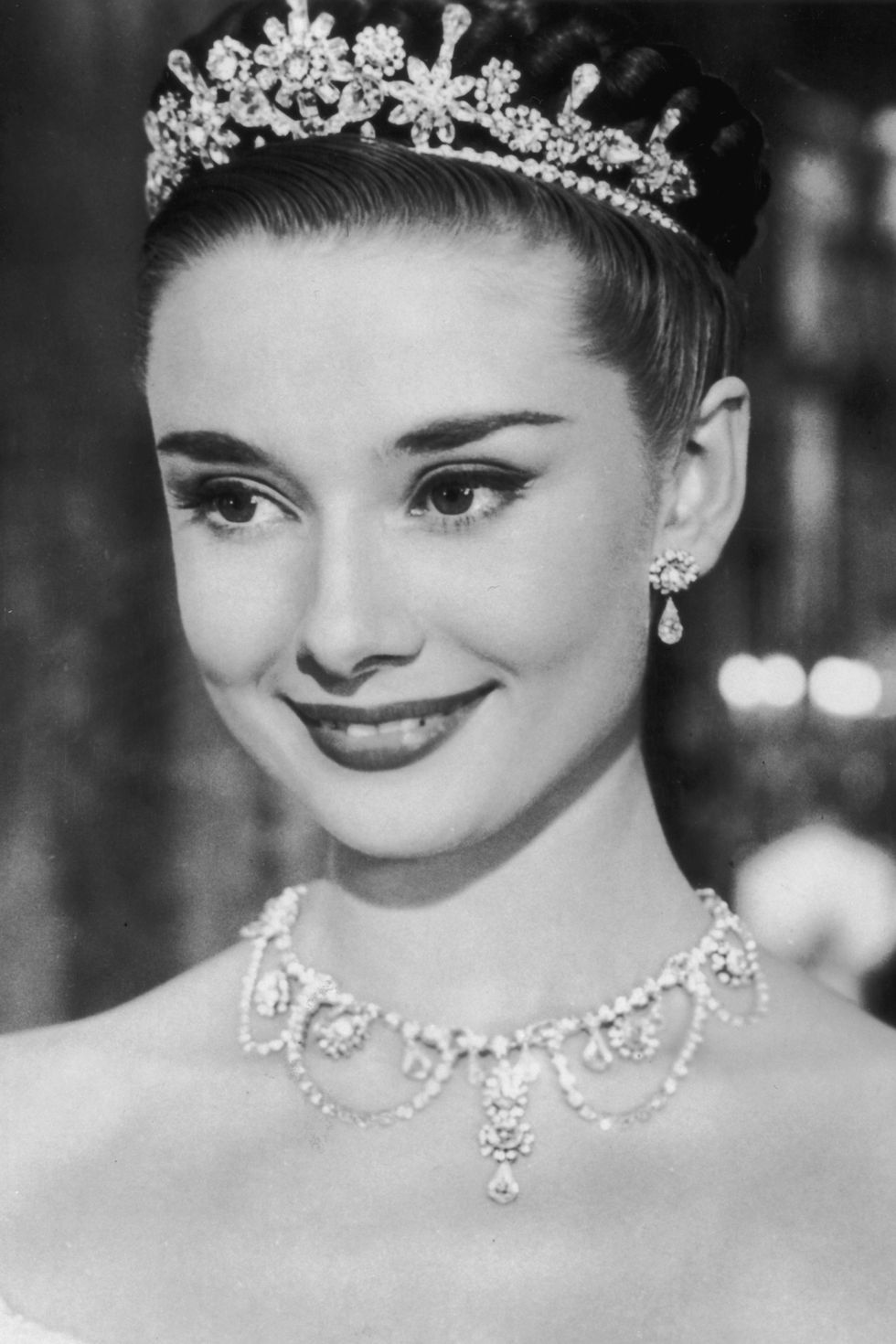<p>Audrey Hepburn's take on royal beauty while filming <em data-redactor-tag="em" data-verified="redactor">Roman Holiday</em> in 1953.</p>