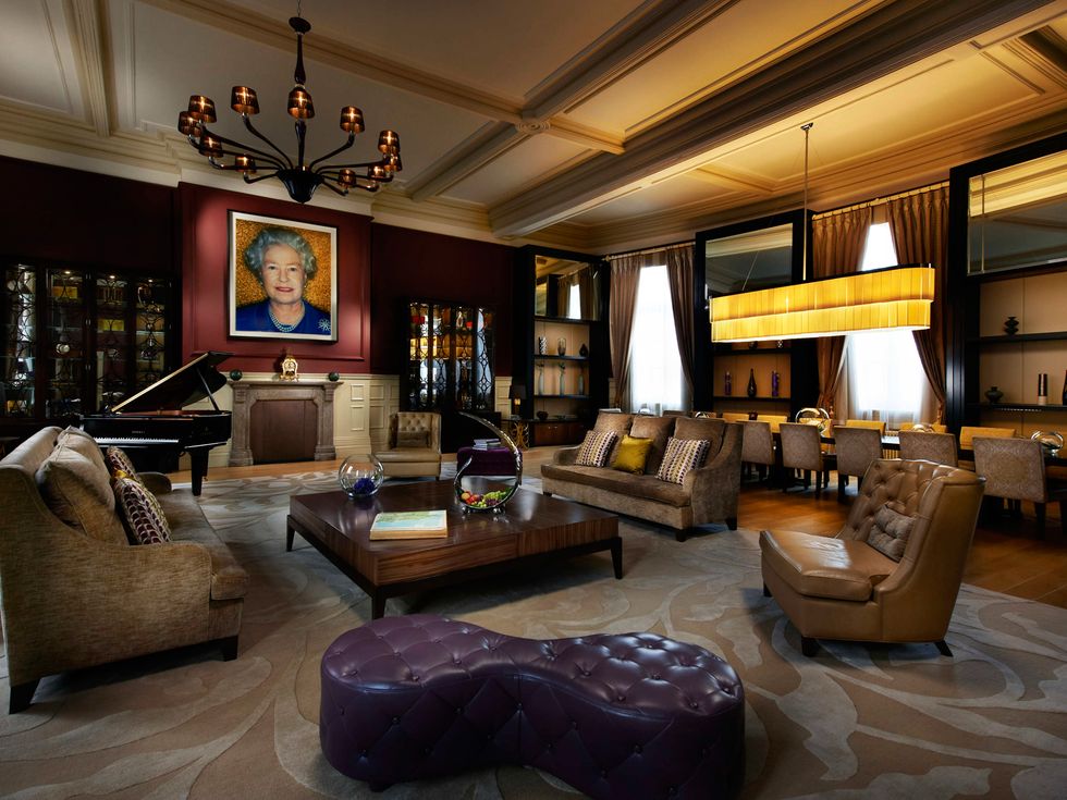 Living room, Room, Interior design, Property, Furniture, Building, Ceiling, Lobby, House, Home, 