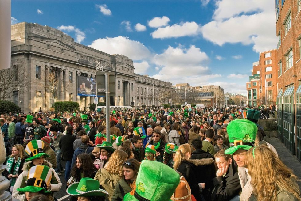 Green, Crowd, People, Event, Public event, Saint patrick's day, Fan, Fun, Holiday, Tourism, 