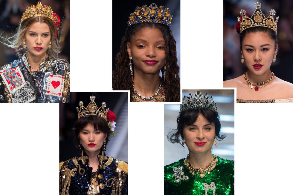 <p>At Dolce &amp; Gabbana, crowns reign supreme. Though there is almost always some sort of head piece on the runways, these five gilded versions&nbsp;are fresh off&nbsp;the fall 2017 runway show.</p>