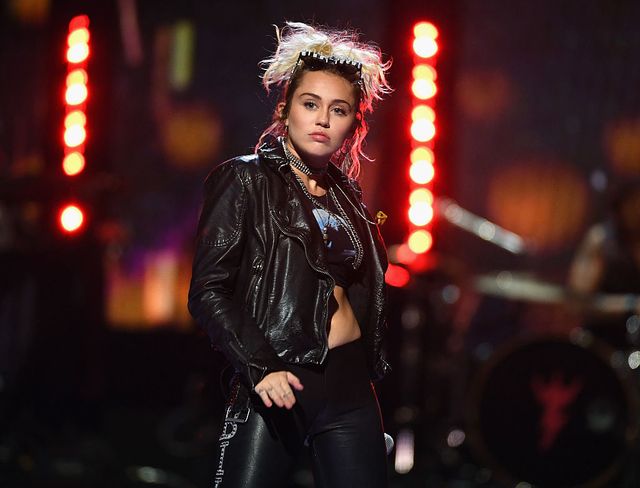Miley Cyrus ai 2016 iHeartRadio Music Festival at T-Mobile Arena - 23 settembre 2016 Las Vegas