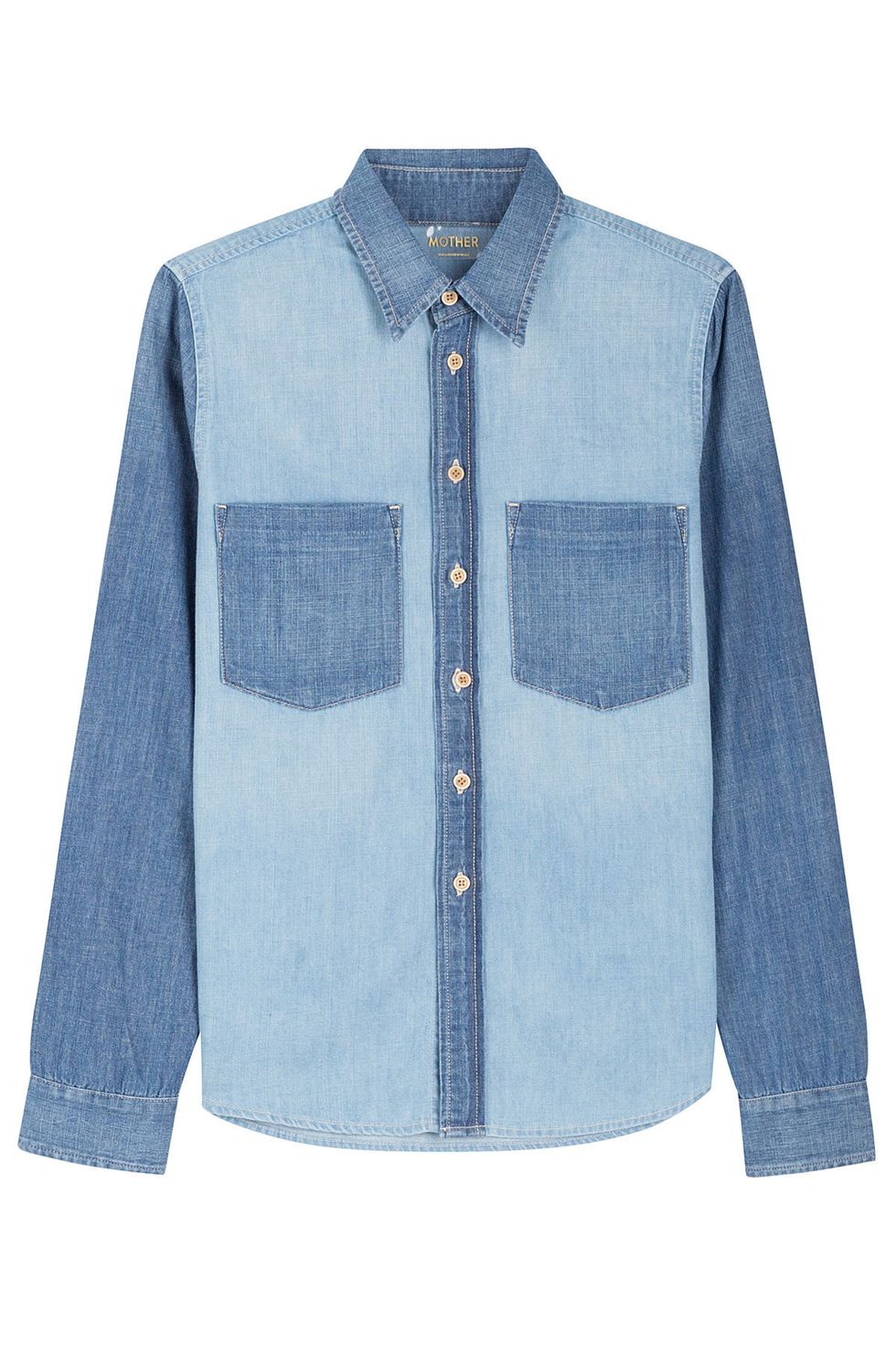 <p>Camicia di jeans patchwork,&nbsp;<strong data-redactor-tag="strong">Mother</strong>, 135&nbsp;euro,&nbsp;<em data-redactor-tag="em">stylebop.com<span class="redactor-invisible-space" data-verified="redactor" data-redactor-tag="span" data-redactor-class="redactor-invisible-space"></span></em><span class="redactor-invisible-space" data-verified="redactor" data-redactor-tag="span" data-redactor-class="redactor-invisible-space">.</span><span class="redactor-invisible-space" data-verified="redactor" data-redactor-tag="span" data-redactor-class="redactor-invisible-space"></span></p>