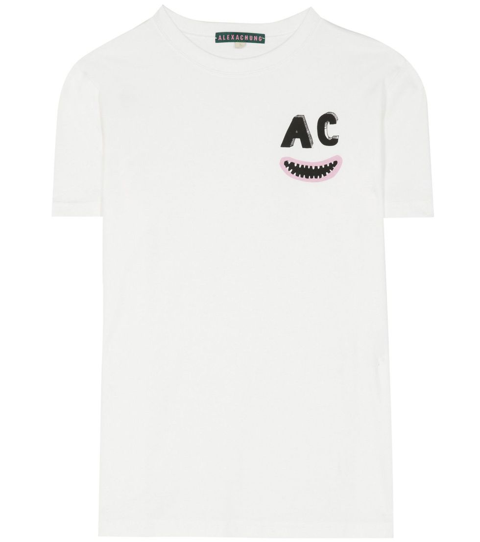 Moda in bianco estate 2017 con la t-shirt di Alexa Chung per MyTheresa