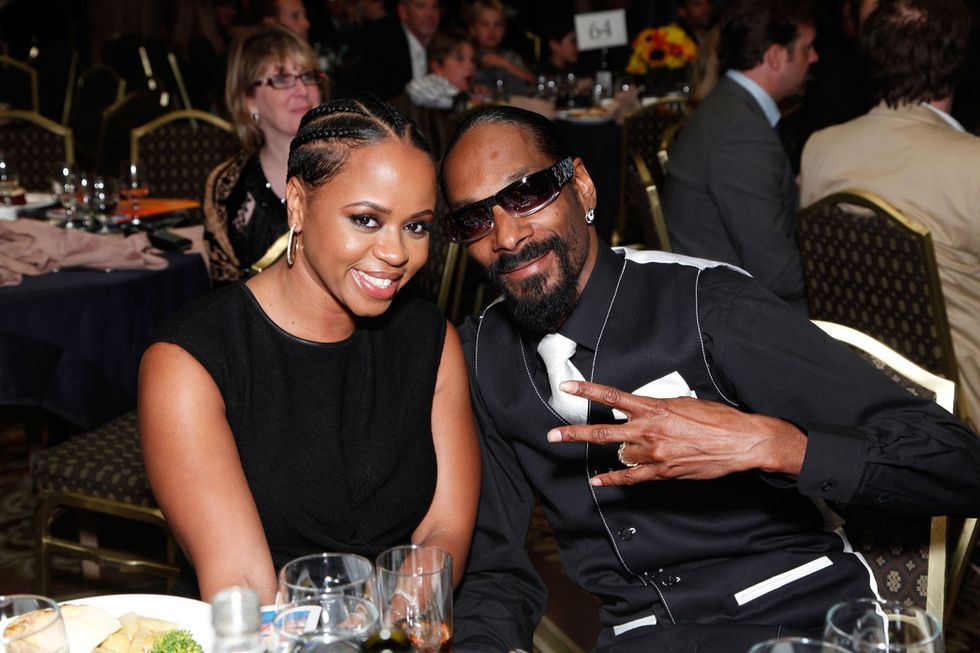 <p><strong data-redactor-tag="strong" data-verified="redactor">Snoop Dogg</strong> e Shante Taylor si sono conosciuti mentre lui frequentava la Long Beach Polytechnic High School di Long Beach in California. I due si sono sposati nel 1997, ma nel 2004 hanno divorziato. Poi, nel 2008, sono tornati insieme e si sono sposati una seconda volta. Hanno 3 figli.</p>