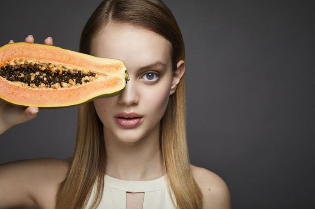 Skin, Face, Beauty, Lip, Eye, Food, Superfood, Fashion accessory, Neck, Plant, 