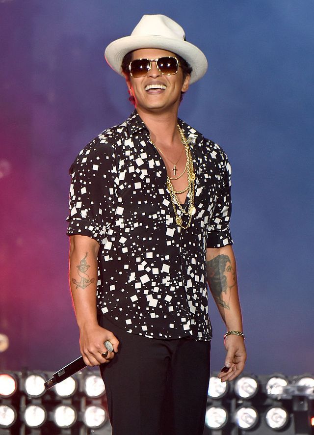 Bruno Mars on stage nel 2015 a Las Vegas.