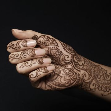 Tatuaggio henné: i rischi dei tatuaggi indiani