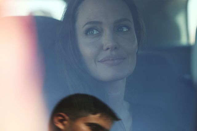 Angelina Jolie parla di Brad Pitt e del divorzio, confessioni