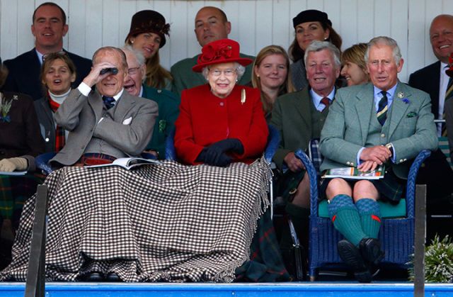 Principe Filippo e Regina Elisabetta: le foto più tenere