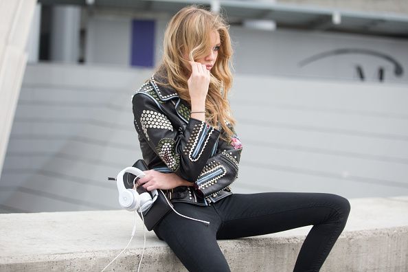Clothing, Black, Street fashion, Jeans, Blond, Fashion, Beauty, Leather, Tights, Waist, 