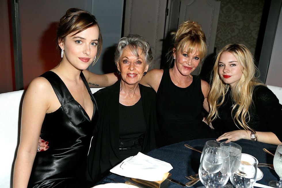 Dakota Johnson, Tippi Hedren, Melanie Griffith e Stella Banderas al 22nd Annual ELLE Women in Hollywood Awards  - 2015