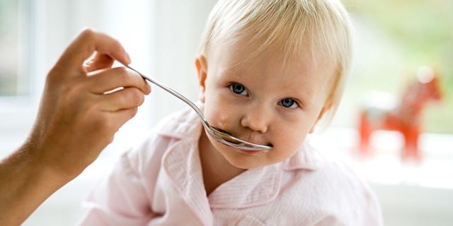 Cosa fare se sospetti che il tuo bambino sia celiaco: sintomi, dieta e professionisti da contattare