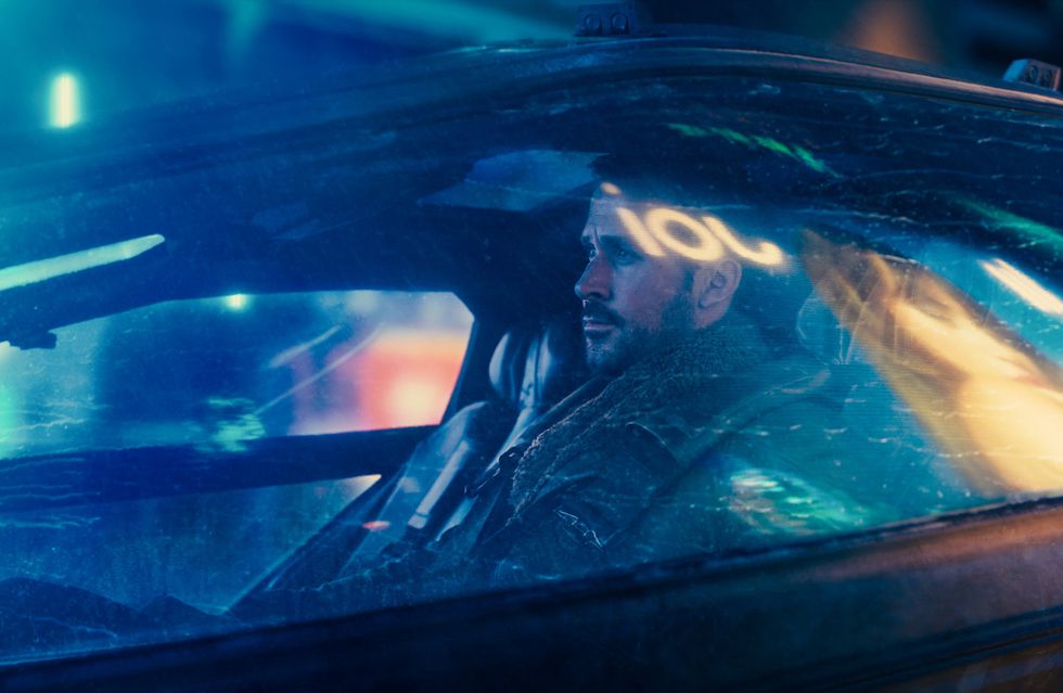 Ryan Gosling in una scena di Blade runner 2049