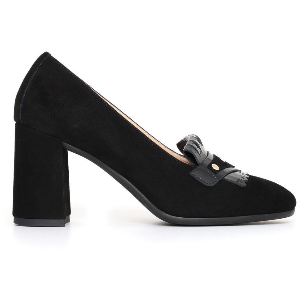 Footwear, Black, High heels, Shoe, Court shoe, Mary jane, Leather, Dress shoe, Velvet, Dancing shoe, 