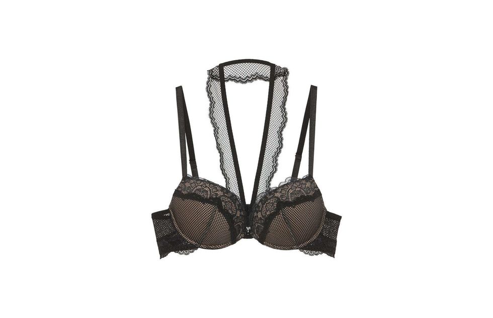 intimo nero sensuale per capodanno come il reggiseno push up di intimissimi