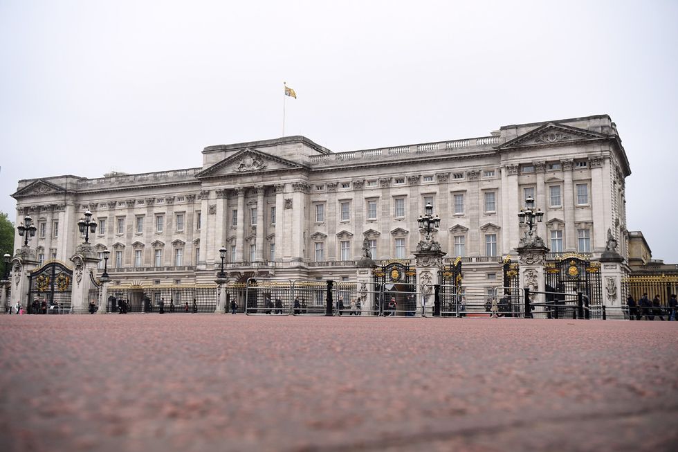 Regina Elisabetta II case -  Buckingham Palace