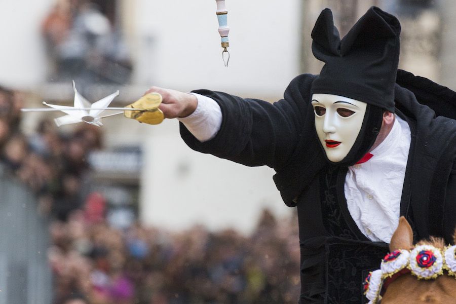 Il Carnevale in Sardegna è una festa antica