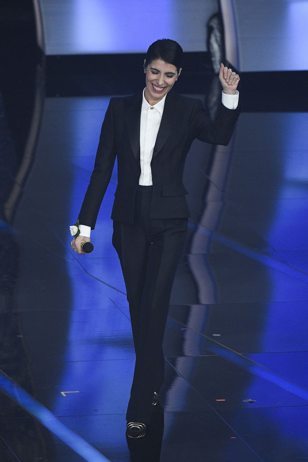 Giorgia a Sanremo 2018 vestito da uomo