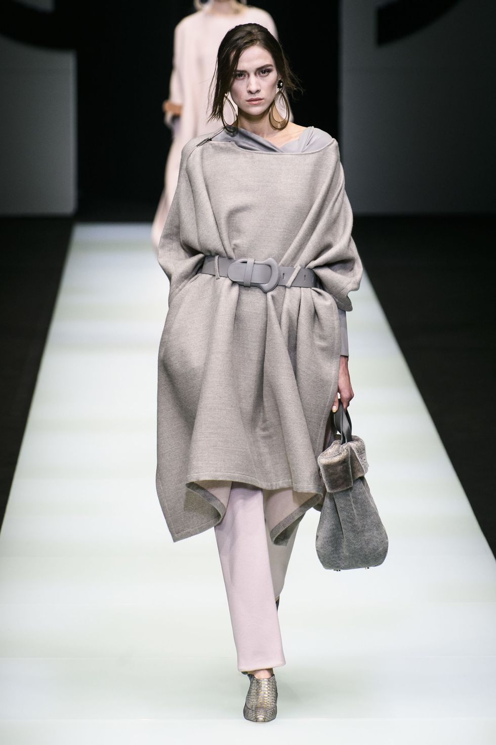 giorgio armani sfilata autunno inverno 2018 2019