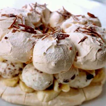 Food, Cuisine, Ingredient, Ice cream, Dessert, Dairy, Frozen dessert, Gelato, Vanilla ice cream, Soy ice cream, 